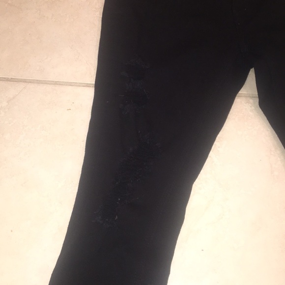 Tillys Black destroyed skinny Jeans - Picture 6 of 8